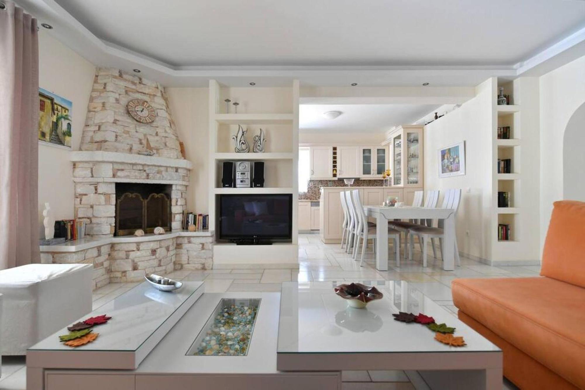 Villa Dionysos In Aliki מראה חיצוני תמונה