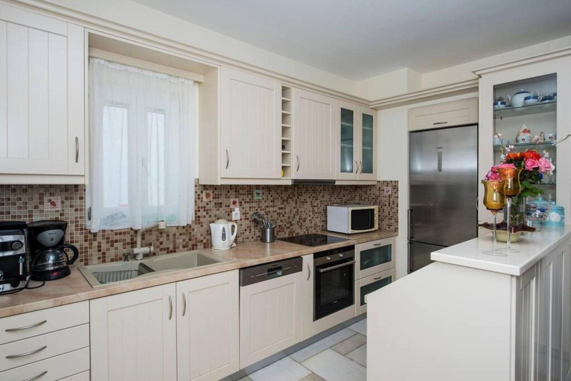 Villa Dionysos In Aliki מראה חיצוני תמונה